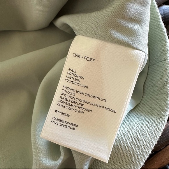 Oak + Fort XS Sage Green Linen Blend Cropped Vest Tank Top Shirt Spring Easter - Picture 5 of 5